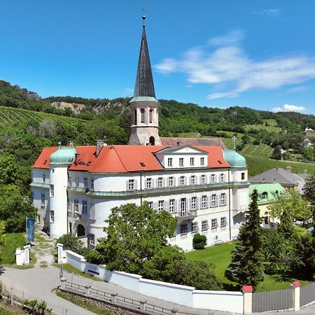 Schloss 冈姆波尔茨基尔兴 外观 照片