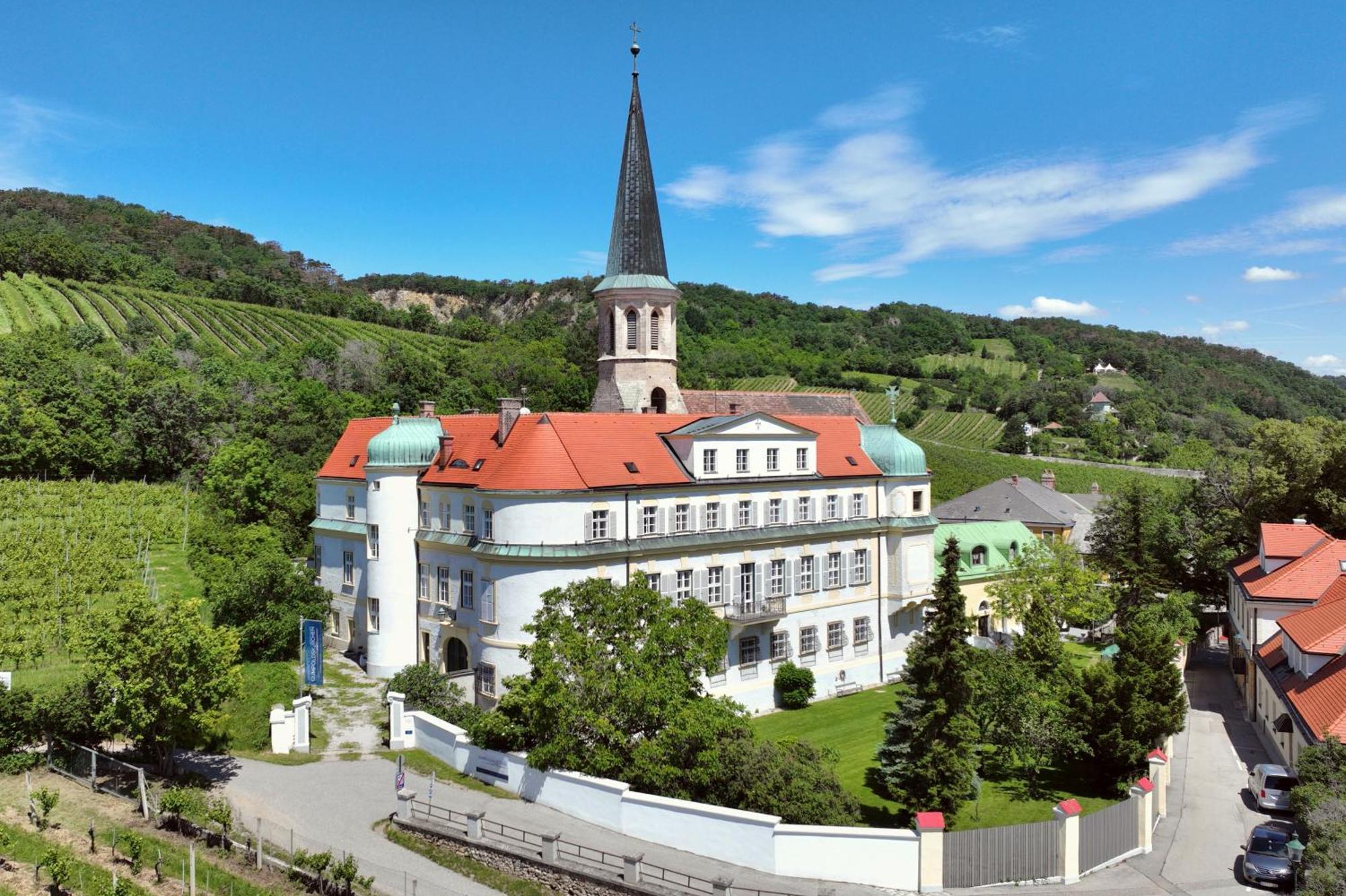 Schloss 冈姆波尔茨基尔兴 外观 照片